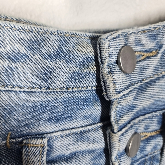 BY FLOW DOUBLE WAIST BAND DENIM SHORTS - Picture 11 of 11